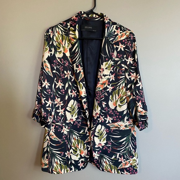 Zara Tropical Floral Satin Effect Blazer 3/4 Ruched Sleeves Women's Size M - Picture 2 of 9